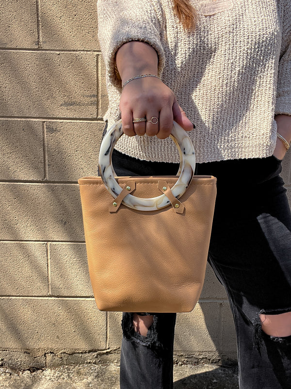 Cher Bucket Bag - Clay