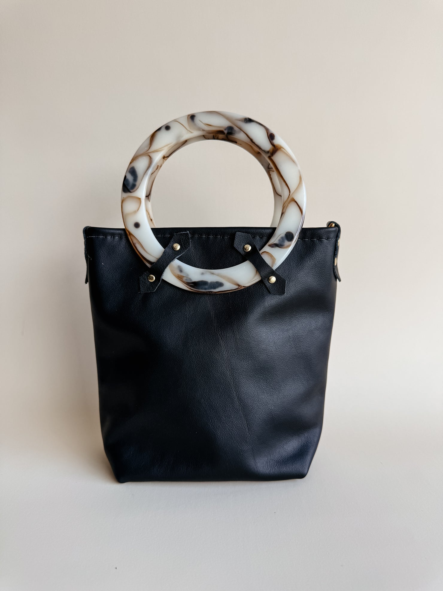 Cher Bucket Bag - Black