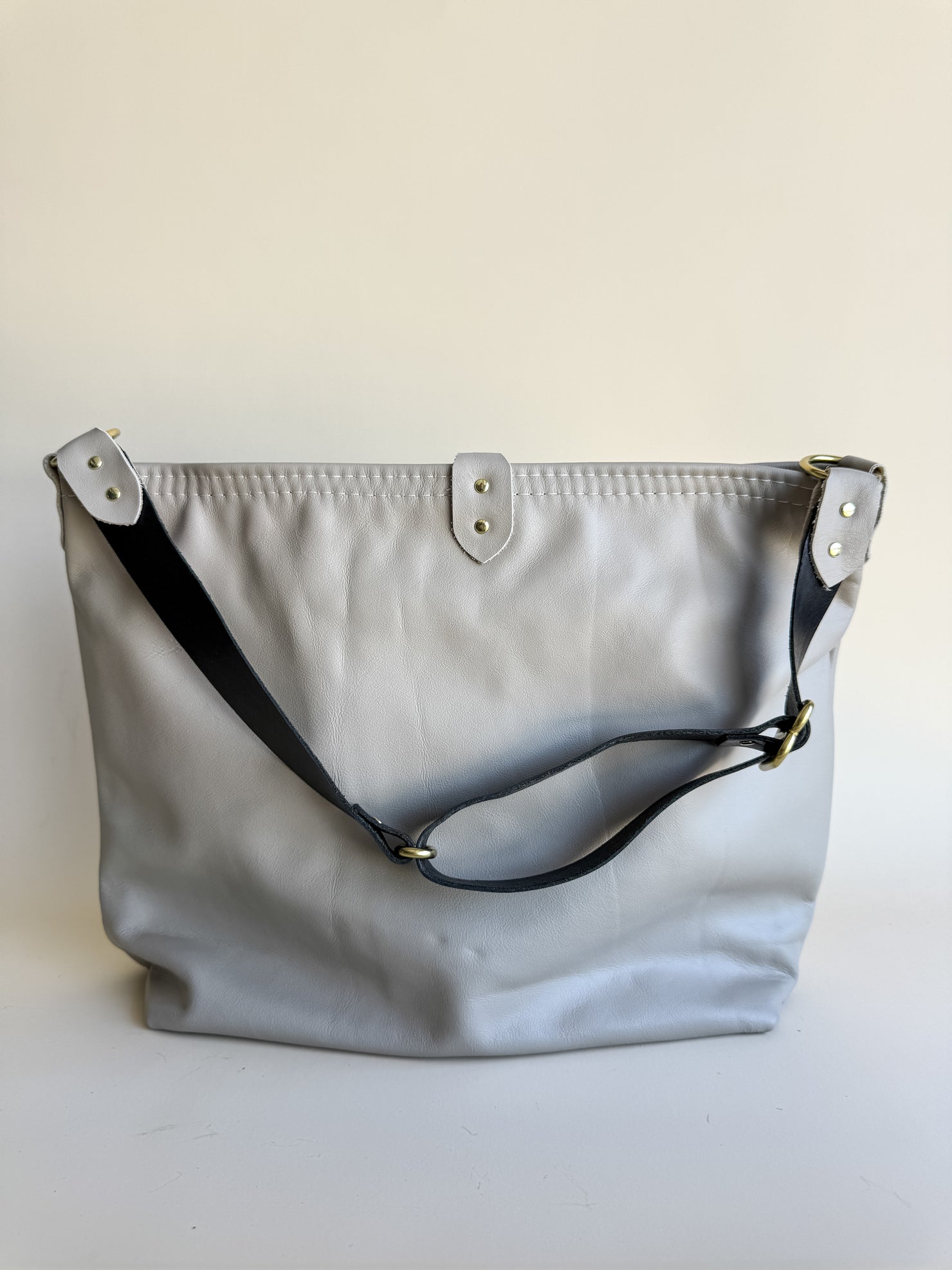 Wynonna Leather Tote Bag - Stone