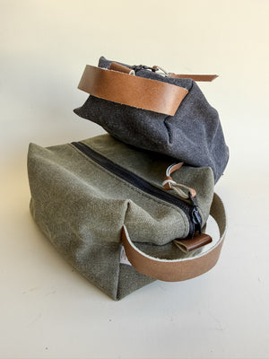 The Waylon Men’s Dopp Kit - Olive Canvas