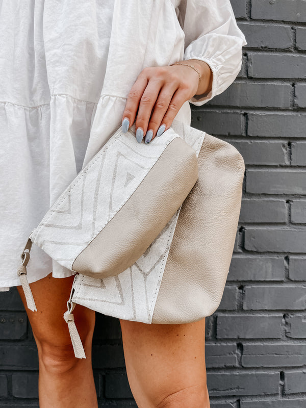The Stevie Toiletry Bag, Almond Leather + Painted Lines