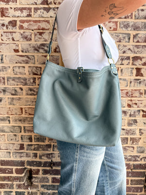 Wynonna Leather Tote Bag - Dusk