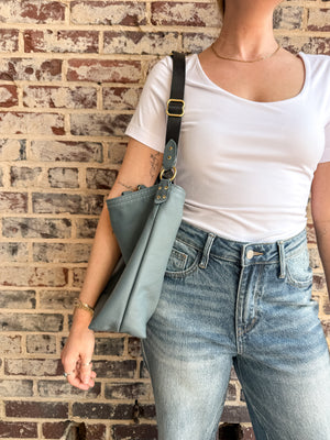 Wynonna Leather Tote Bag - Dusk