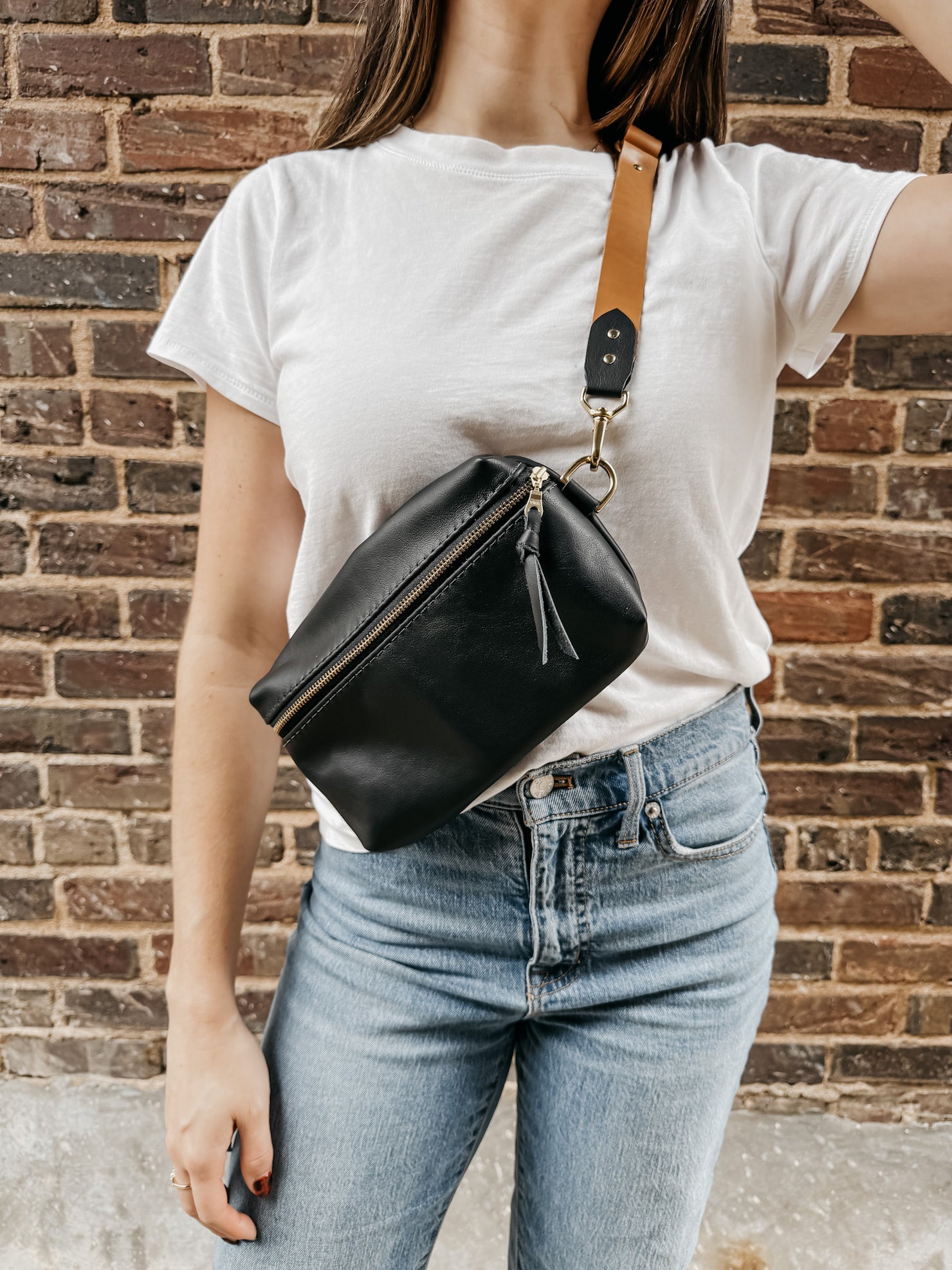 Shania Leather Sling Bag - Black